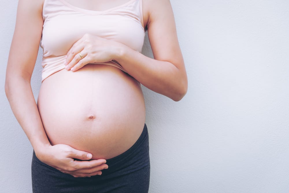 גידול של משקל עובר ברחם בכל שליש של הריון