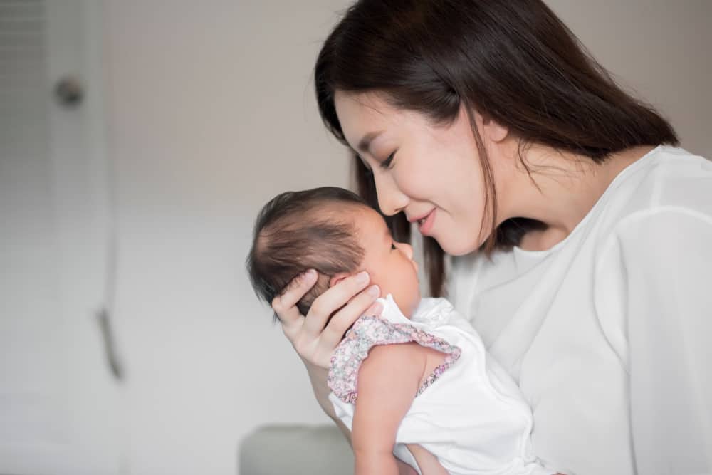 5 דרכים להדק את הנרתיק שלך לאחר הלידה