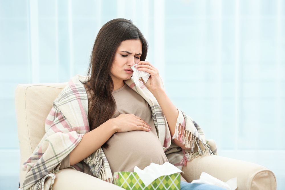 היזהרו מדלקת ריאות אימהית, יותר מסתם שיעול במהלך ההריון