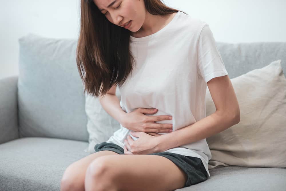 De ce dureri de stomac când sunteți însărcinată tânără? Acesta este motivul și cum să-l tratezi