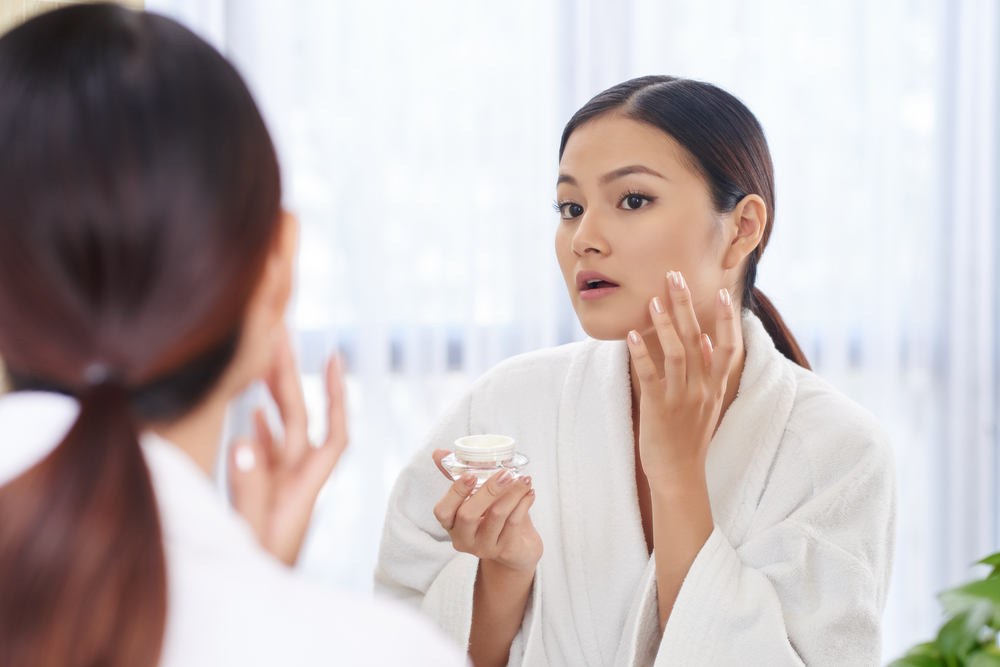 5 egyszerű lépés az arcbőr ápolásához, hogy egészséges maradjon (minden bőrtípusra!)