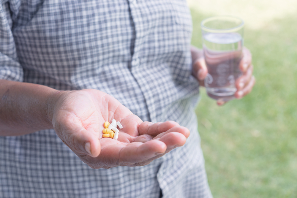 Ar trebui părinții în vârstă să ia vitamine pentru oase? Acesta este răspunsul