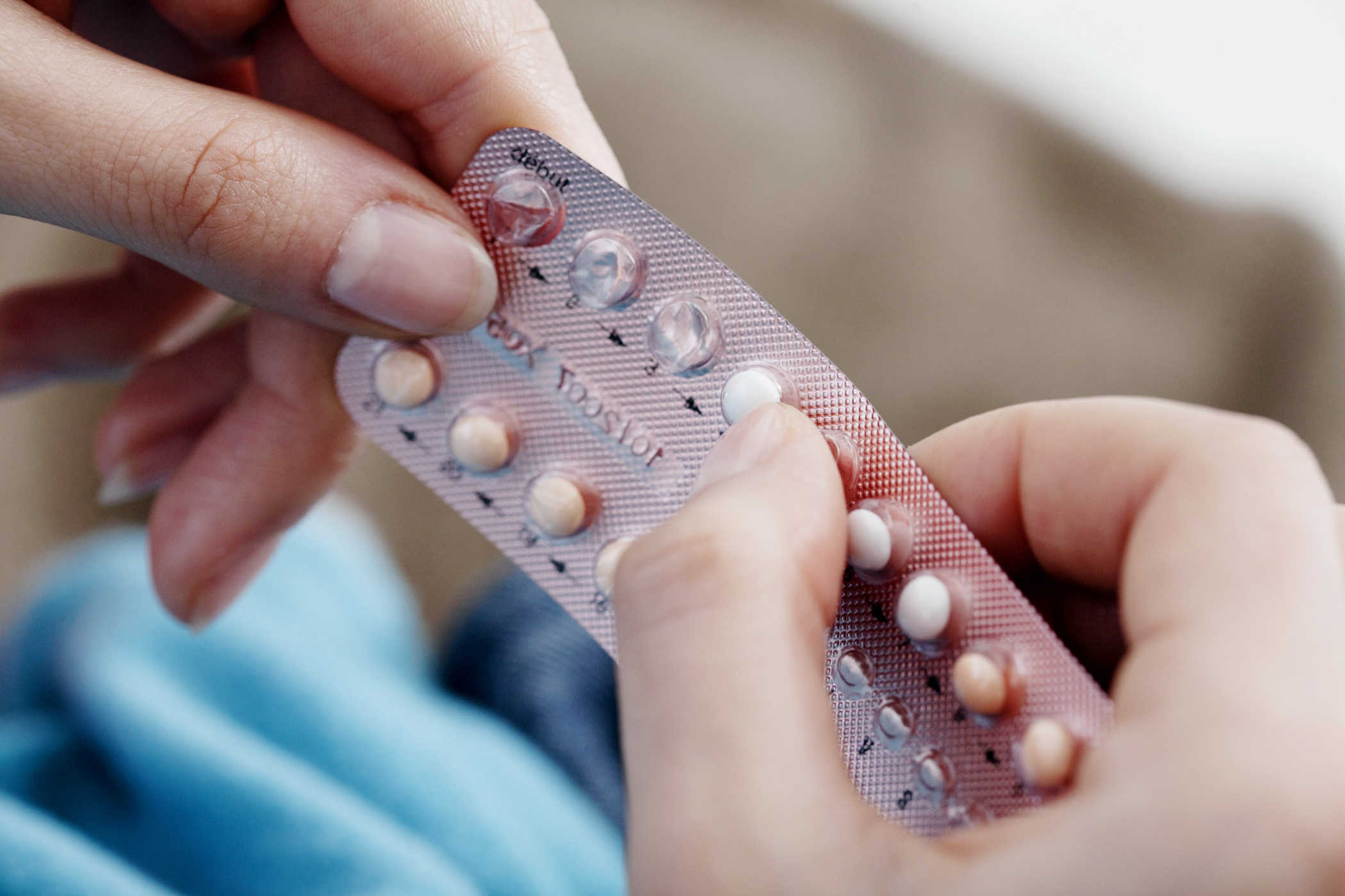 Pilule contraceptive: beneficii, riscuri și cum funcționează pentru a preveni sarcina
