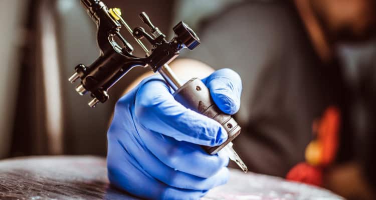 Este sigur să faci un tatuaj pe organele genitale?