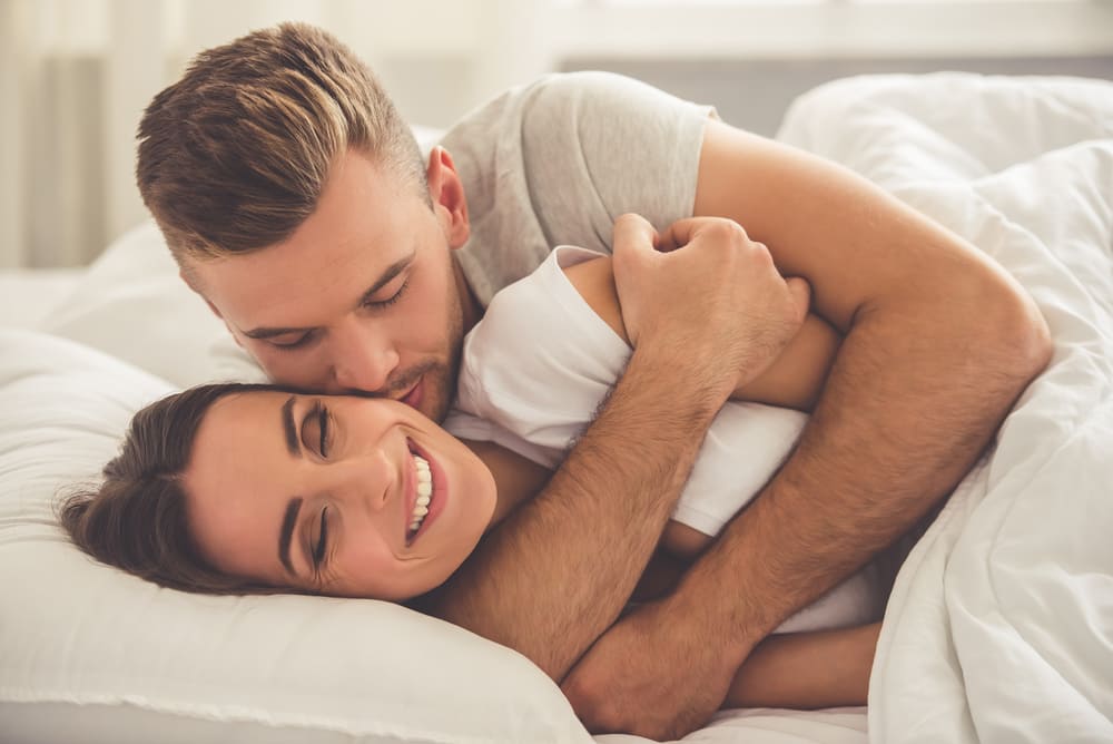 4 motive de sănătate pentru care ar trebui să-ți fie adesea dor de partenerul tău