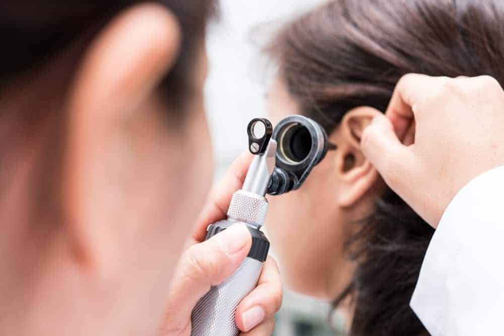 Boala urechilor, nasului, gâtului, semne pe care trebuie să le verificați cu un medic ORL
