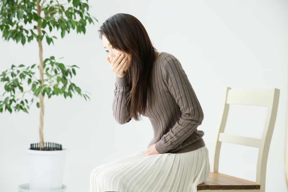 Pourquoi la toux peut provoquer des nausées et des vomissements ?