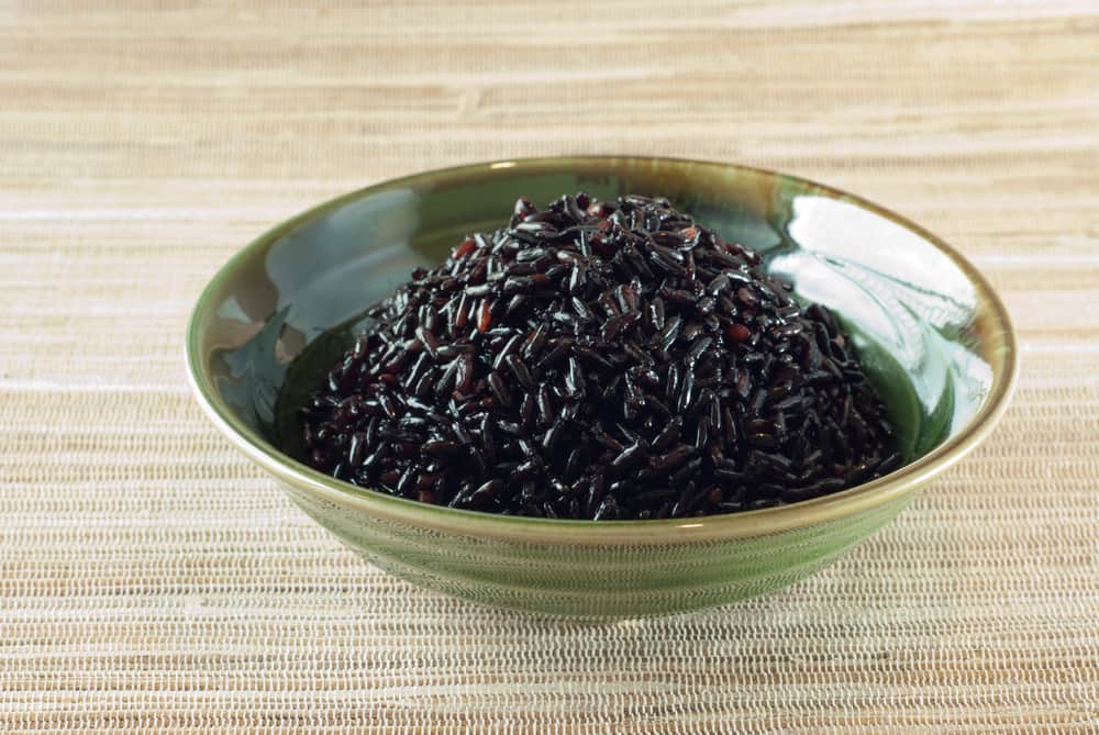 5 beneficii ale orezului negru lipicios, negrul este legitim bogat în aromă