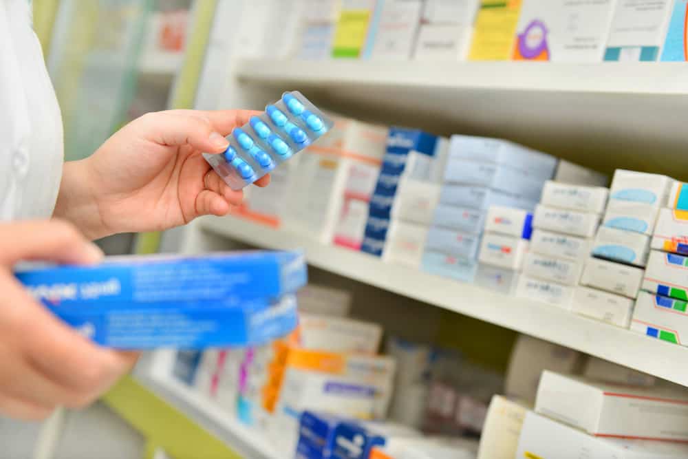 4 tipuri de medicamente pentru răceală care pot fi achiziționate de la farmacie