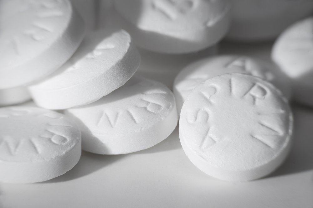 Beneficiile și efectele secundare ale aspirinei, medicamentul versatil