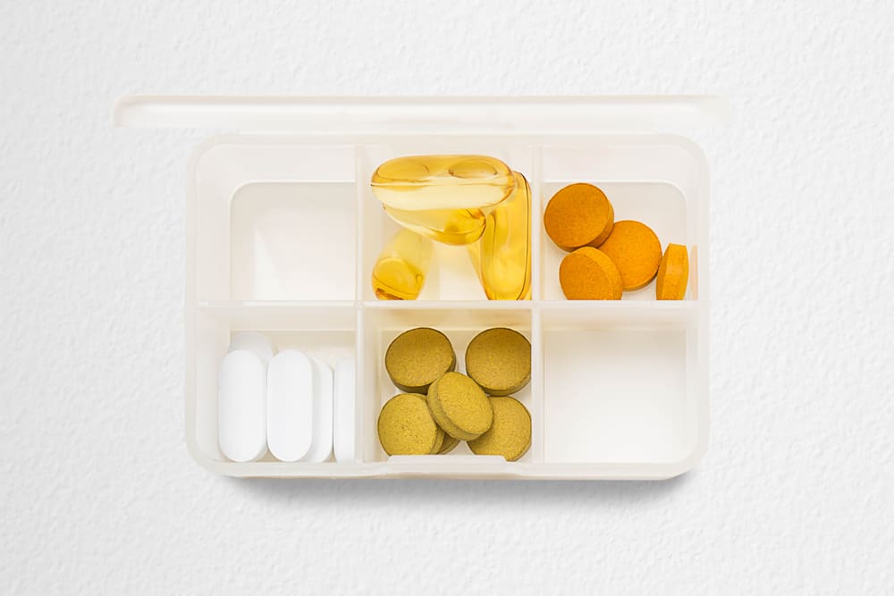 5 סוגי תרופות שכדאי תמיד להחזיק בתיק