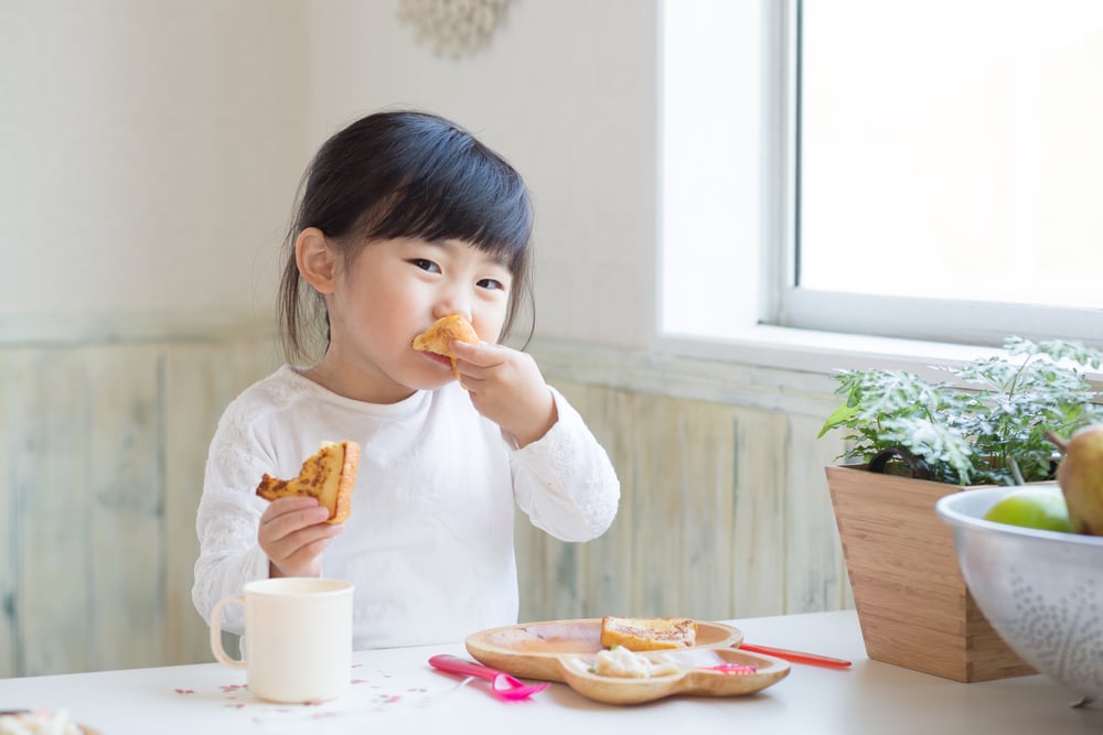 Вибір корисних закусок для дітей плюс різноманітні цікаві рецепти