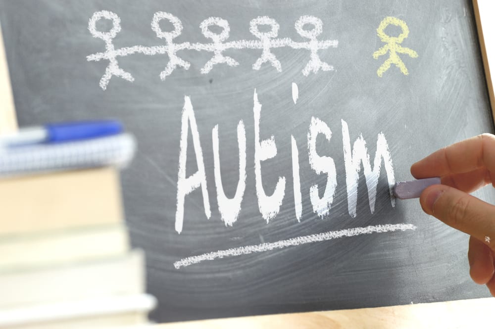 A gyermekek autizmusának jellemzői a csecsemőktől a kisgyermekekig