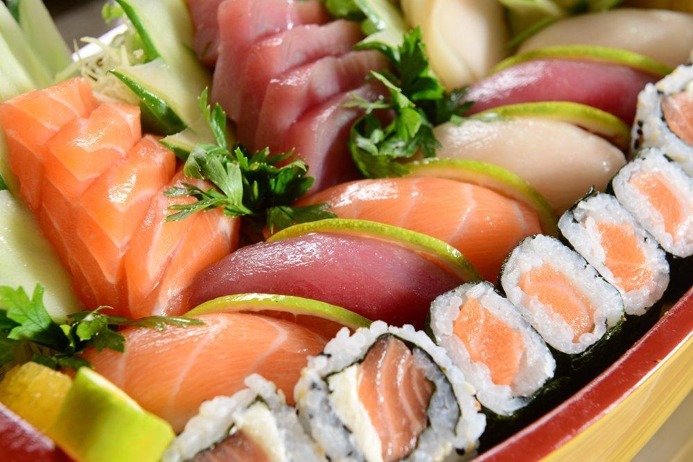 Часто ешьте суши и сашими, каковы риски?