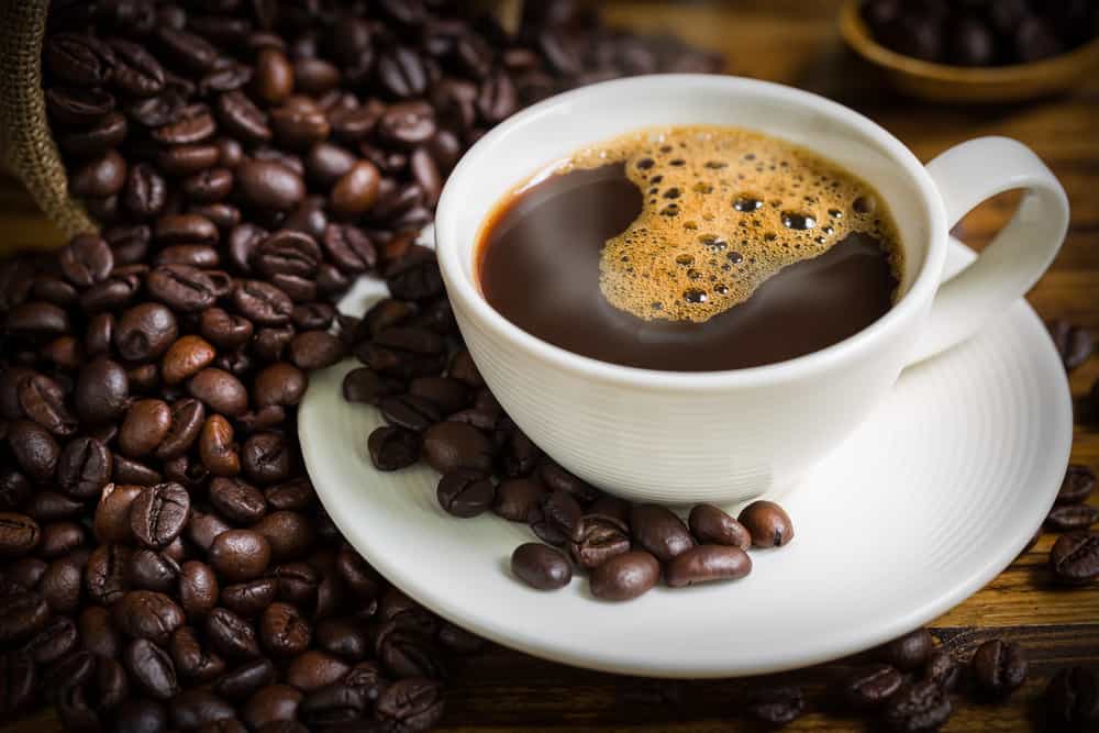 Le café décaféiné, une alternative moins caféine qui dit qu'il est plus sain